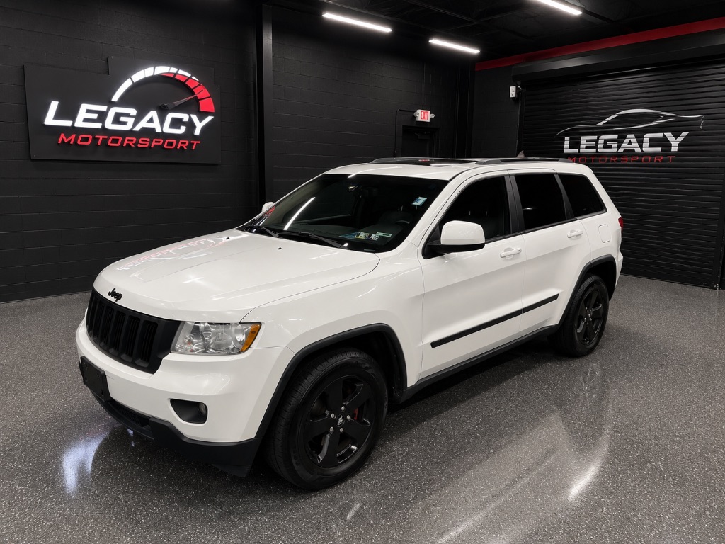2012 Jeep Grand Cherokee Laredo 4WD's photo